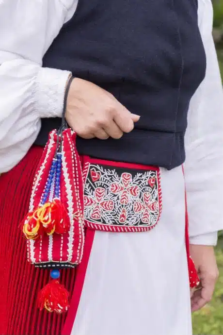 Kärla naise rahvariided, 19. sajand