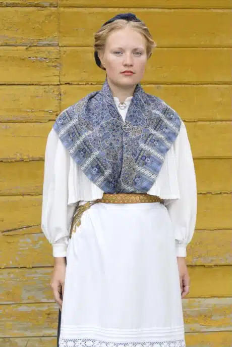 Käina-Emmaste neiu paastuaja rõivad, 19 saj II pool