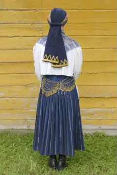 Käina-Emmaste neiu paastuaja rõivad, 19 saj II pool