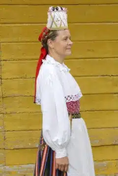 Reigi naise rahvarõivad, 19 saj lõpp
