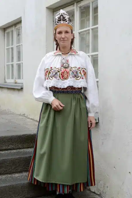 Risti naise rahvarõivad, 19. saj keskpaik